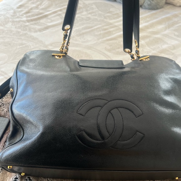 Chanel XL Supermodel XL Weekender - Picture 2 of 13